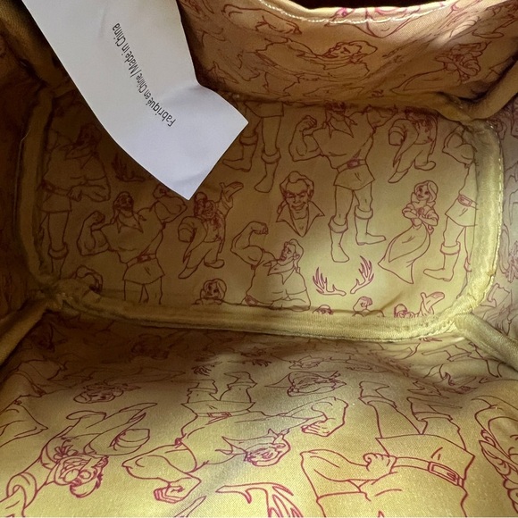 Disney Loungefly Villains scene Gaston mini-Backpack - Picture 8 of 12